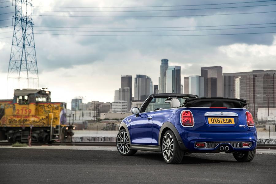  Mini Cooper S Cabrio (F57) 2018 года  (WW) (фото 133 из 222)